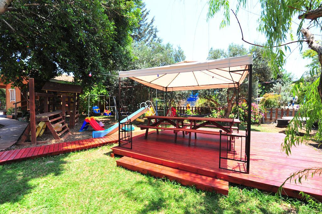 Arbel Holiday Homes Екстериор снимка