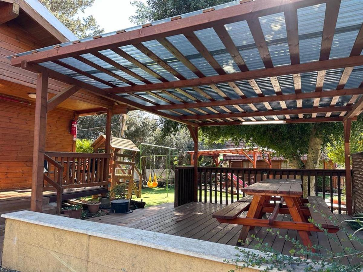 Arbel Holiday Homes Екстериор снимка
