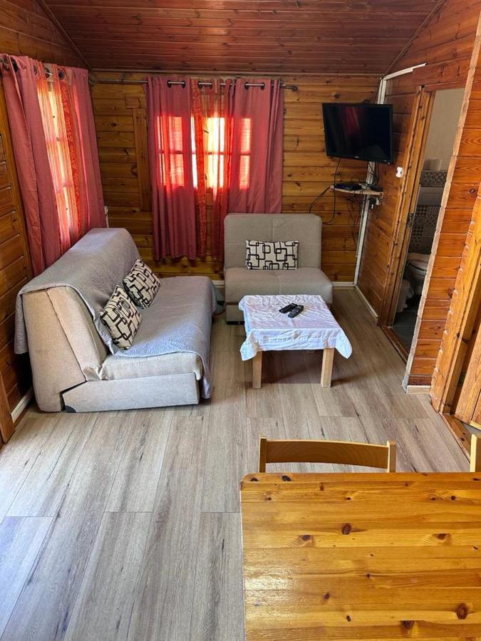 Arbel Holiday Homes Екстериор снимка