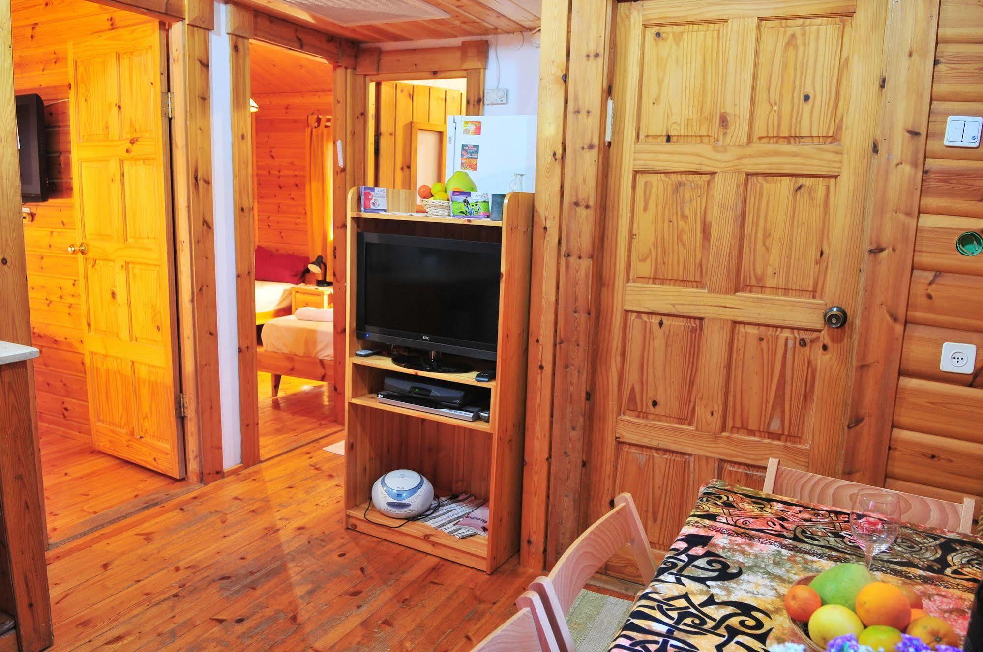 Arbel Holiday Homes Екстериор снимка